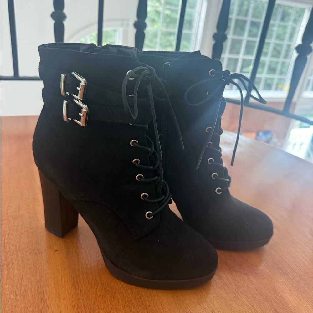Wild Diva Black Heeled Lace-Up Boots